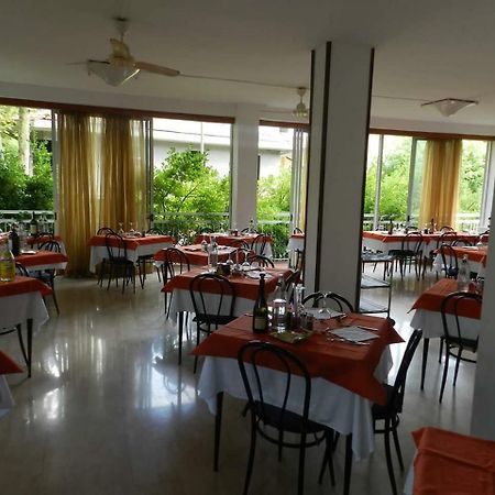 Hotel Ville De Paris Riccione Luaran gambar