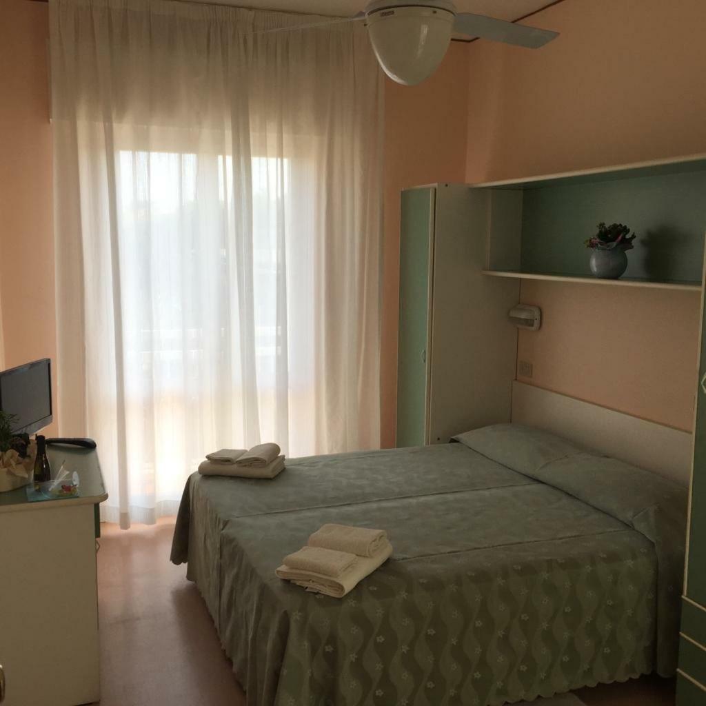 Hotel Ville De Paris Riccione Luaran gambar