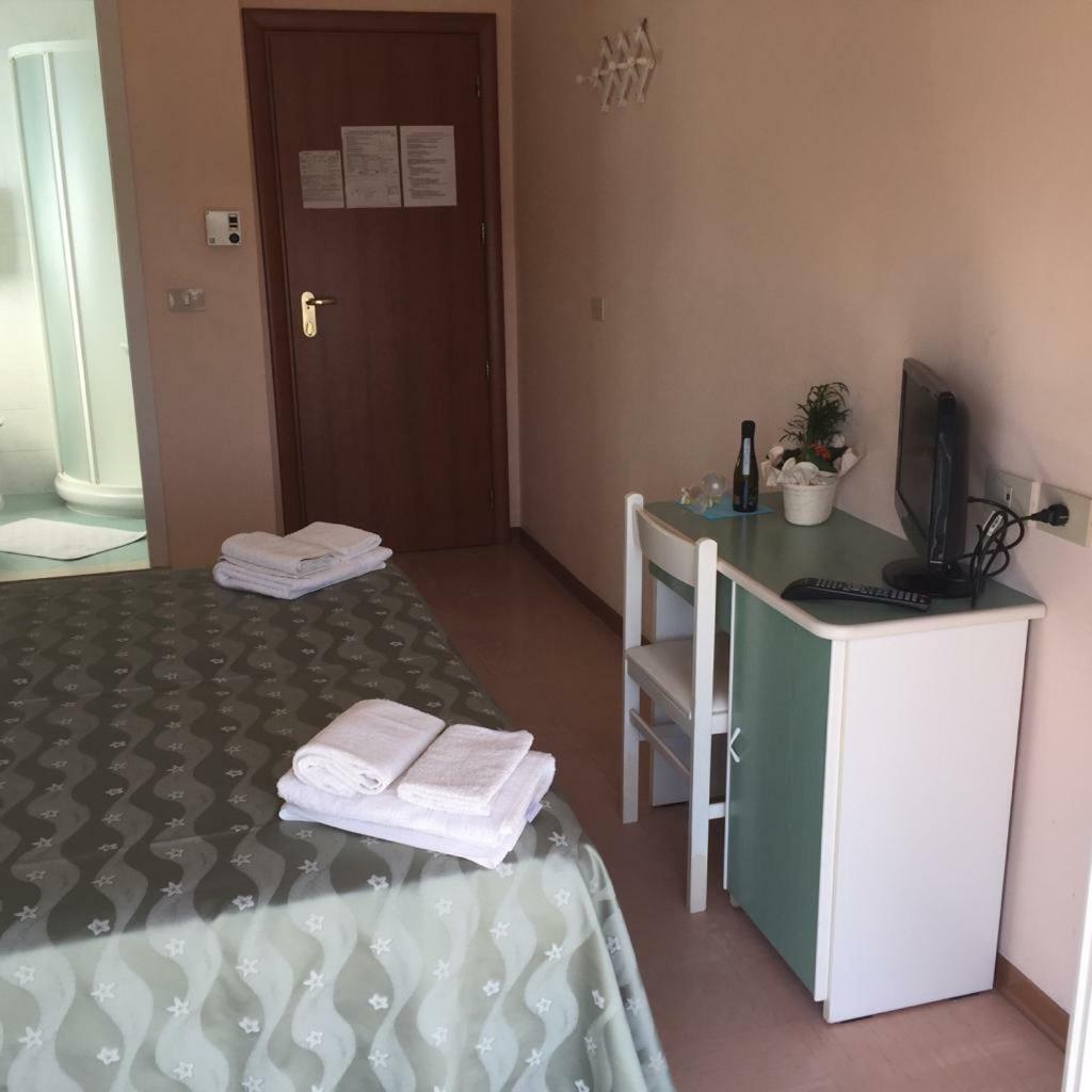 Hotel Ville De Paris Riccione Luaran gambar