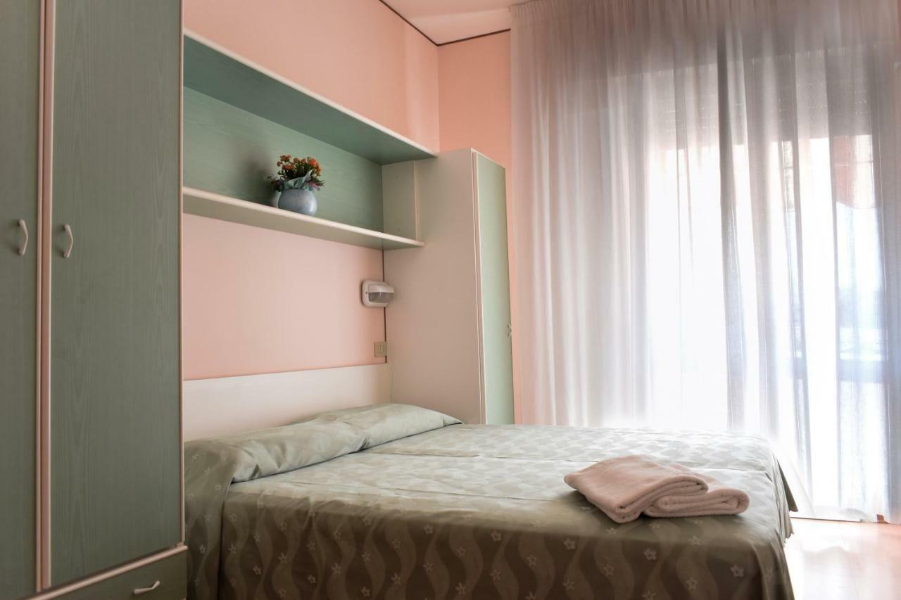 Hotel Ville De Paris Riccione Luaran gambar