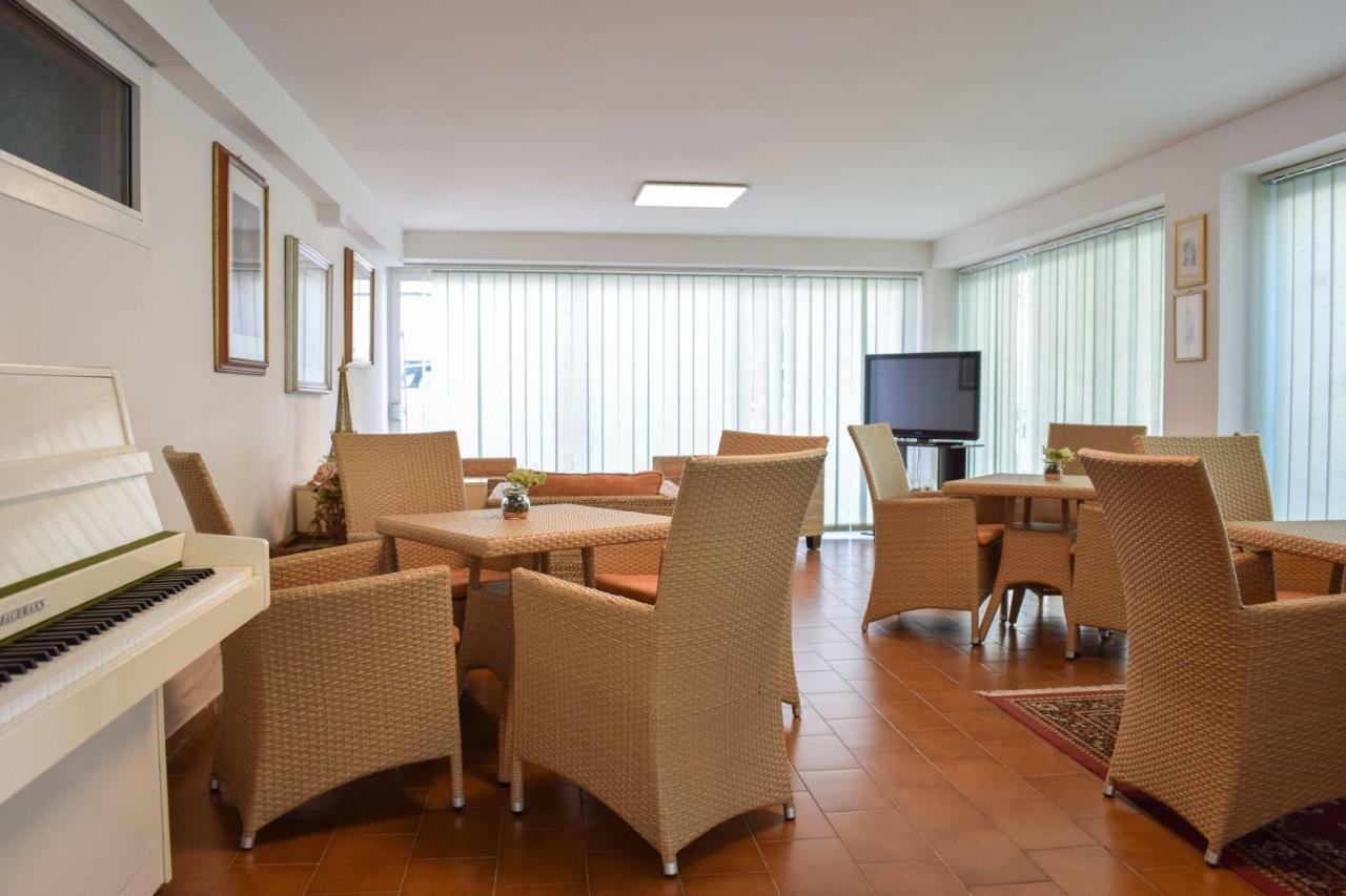 Hotel Ville De Paris Riccione Luaran gambar